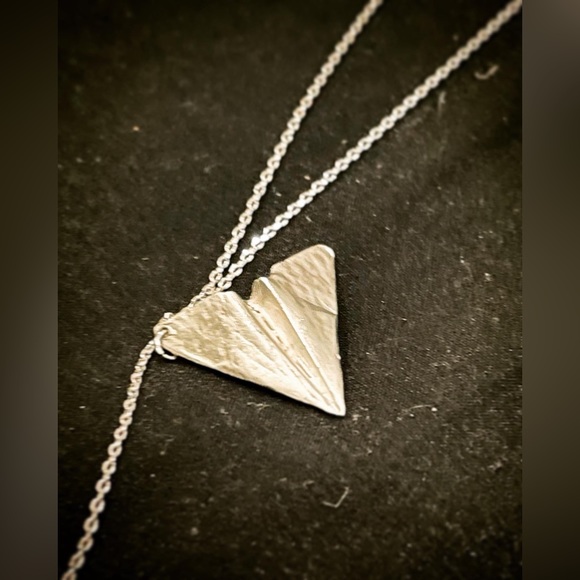 Beautiful Korean Origami Crystal Necklace - Picture 4 of 5